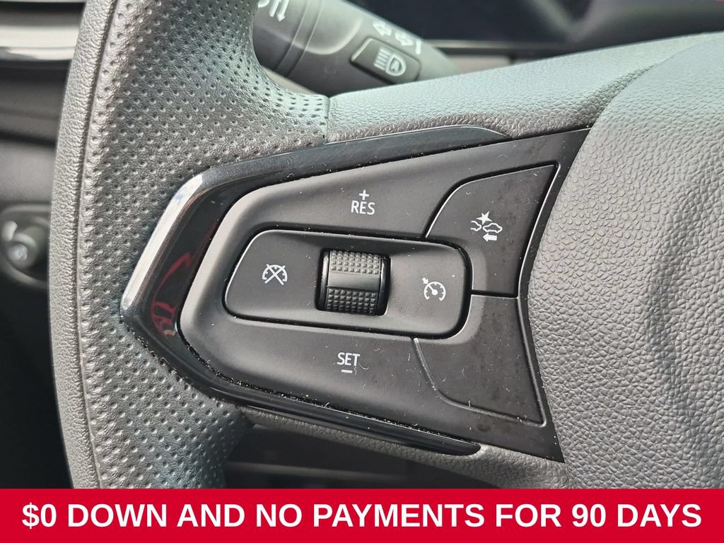 Used 2025 Chevrolet TrailBlazer LT AWD/4WD image 21