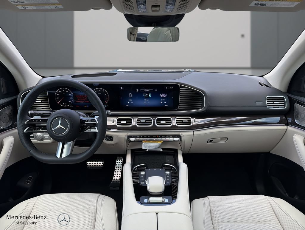 New 2026 Mercedes-Benz GLS 450 4MATIC image 7