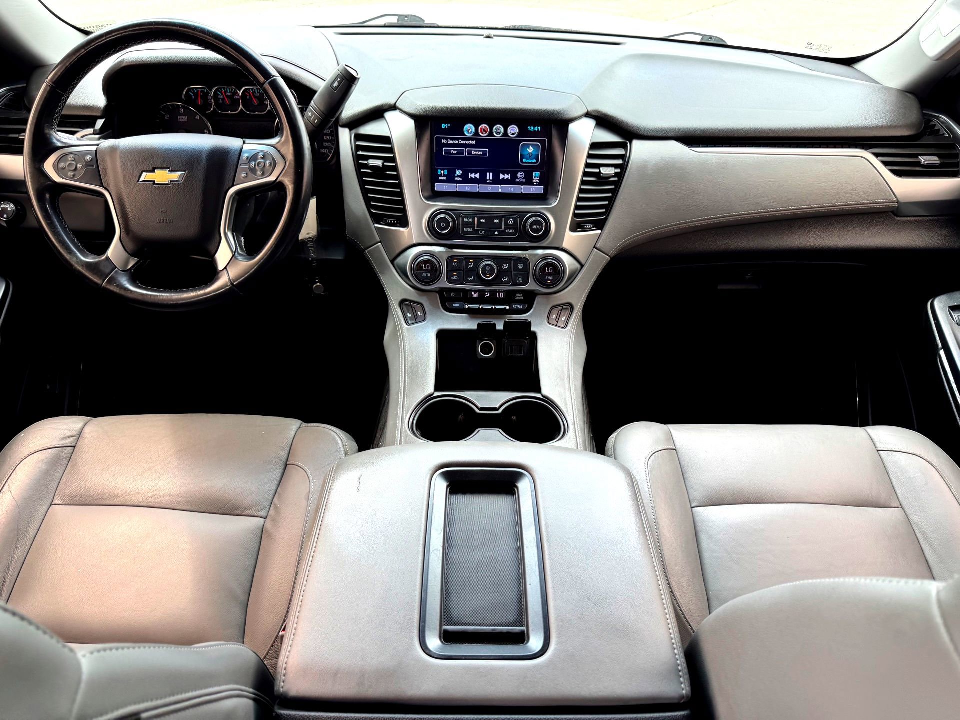 Used 2018 Chevrolet Suburban LT RWD image 23