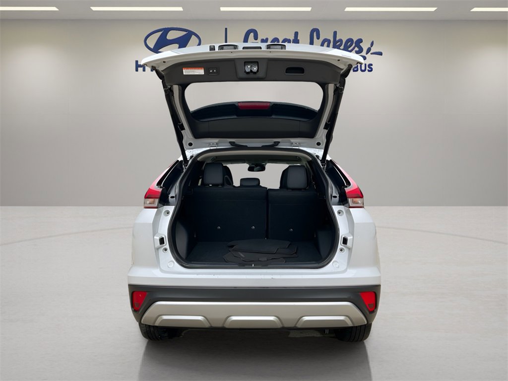 Used 2024 Mitsubishi Eclipse Cross SE image 11