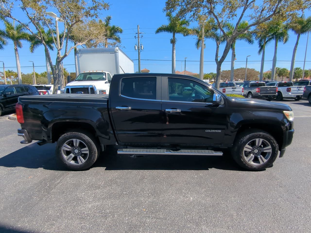 Used 2015 Chevrolet Colorado LT w/ Luxury Package image 3