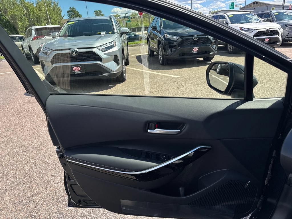 New 2026 Toyota Corolla XLE FWD image 30