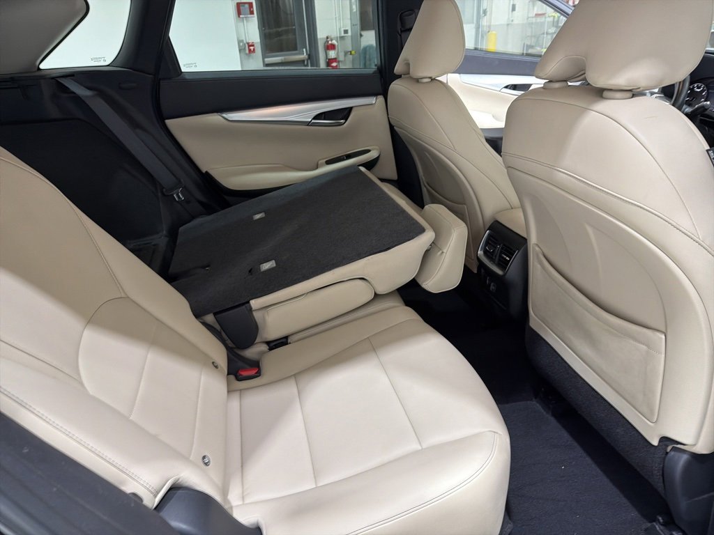 Used 2019 INFINITI QX50 Luxe w/ Navigation Package image 29