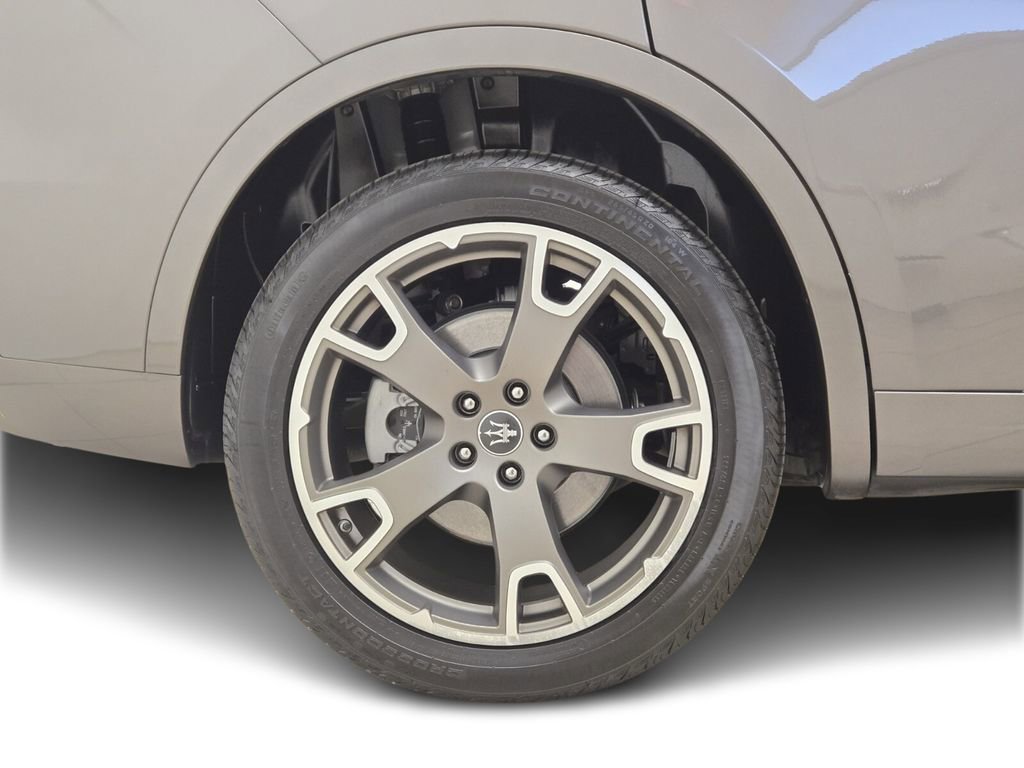 Certified 2022 Maserati Levante GT image 7