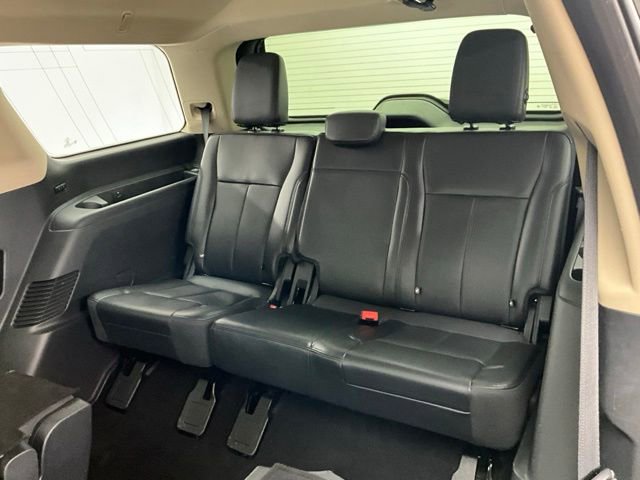 Used 2024 Ford Expedition XLT AWD/4WD image 9