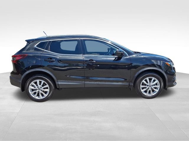 Used 2022 Nissan Rogue Sport SV FWD image 9