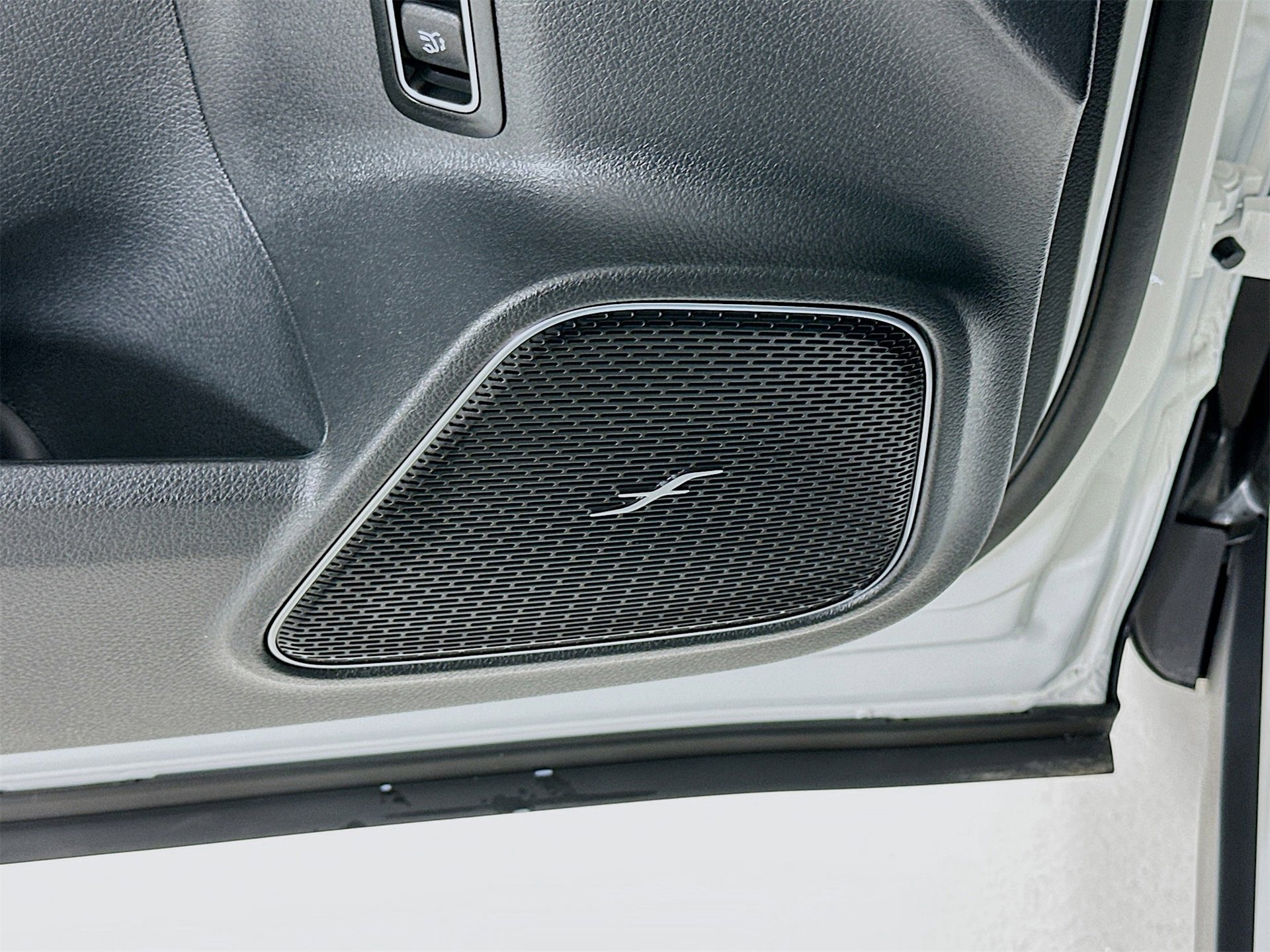 New 2026 Mercedes-Benz GLB 35 AMG 4MATIC image 19