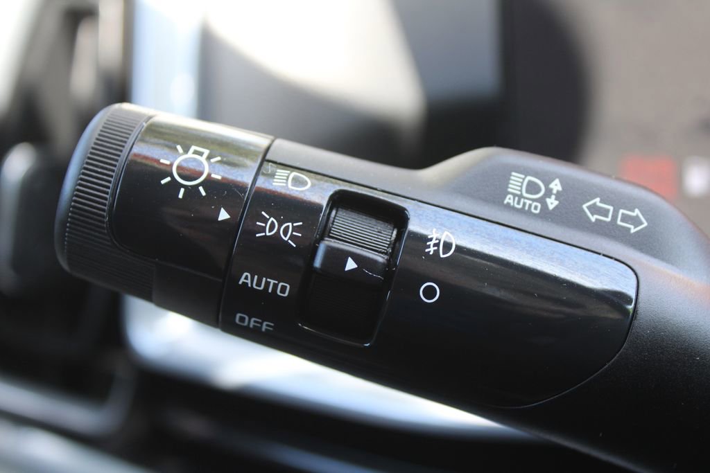 Certified 2025 Kia Sorento SX AWD/4WD image 29