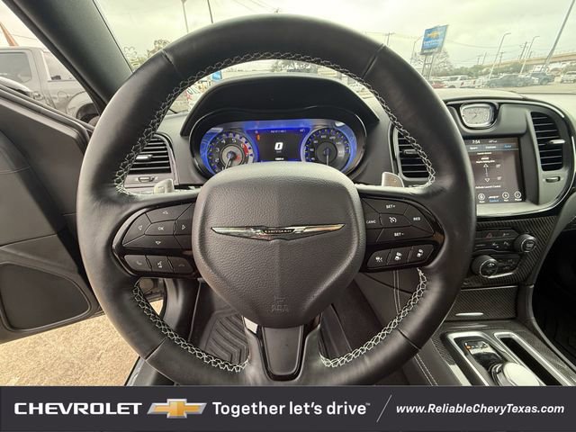 Used 2023 Chrysler 300 C image 13
