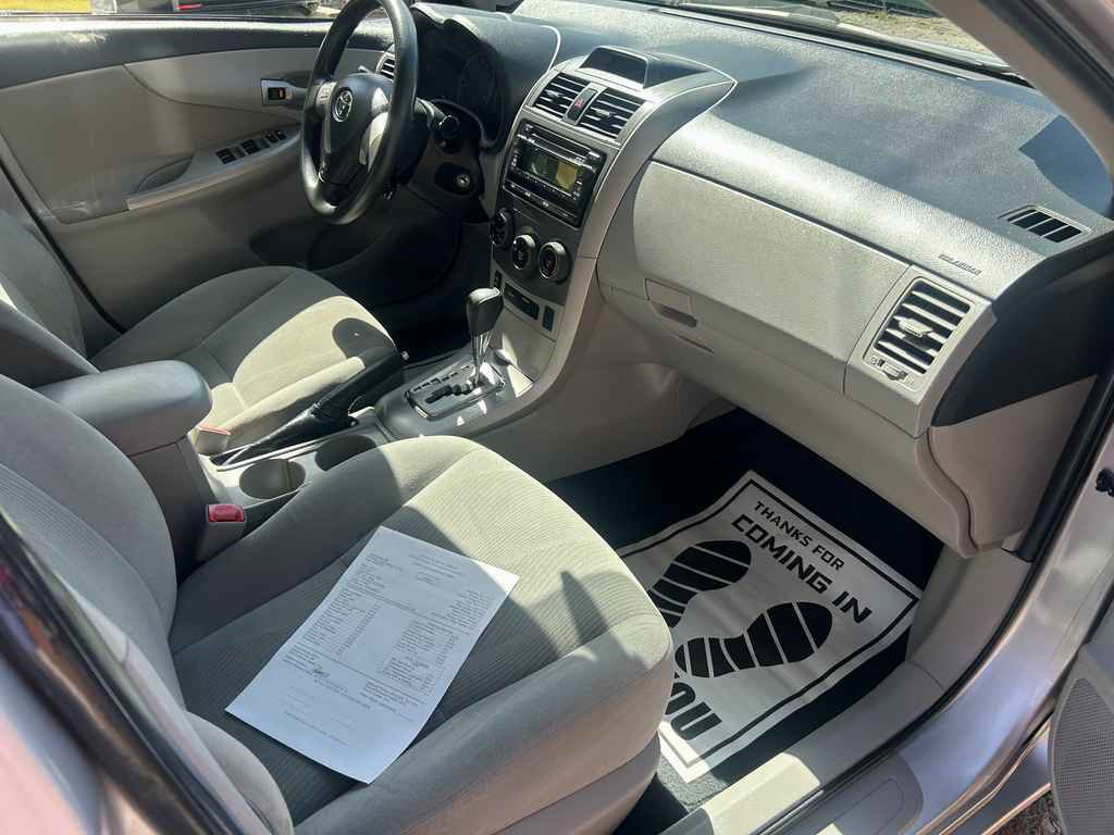 Used 2012 Toyota Corolla LE image 15