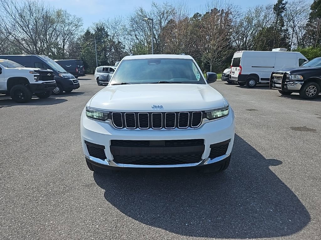 Used 2023 Jeep Grand Cherokee L Laredo image 2