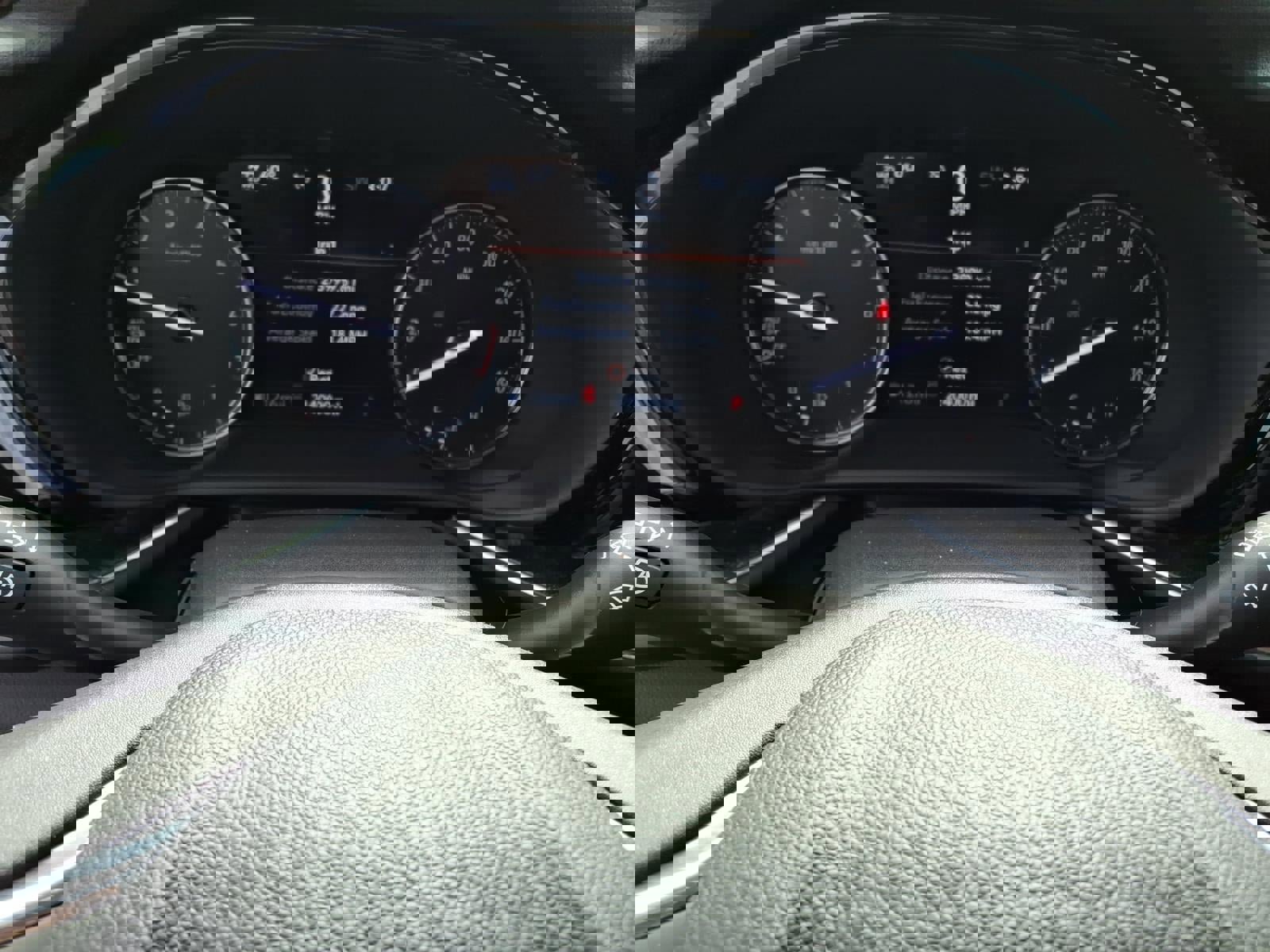 Certified 2023 Buick Envision Essence w/ Sport Touring Package image 19