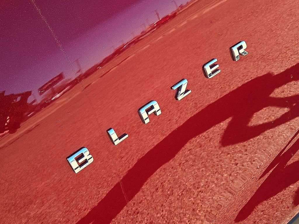 Used 2024 Chevrolet Blazer LT w/ Convenience Package image 11