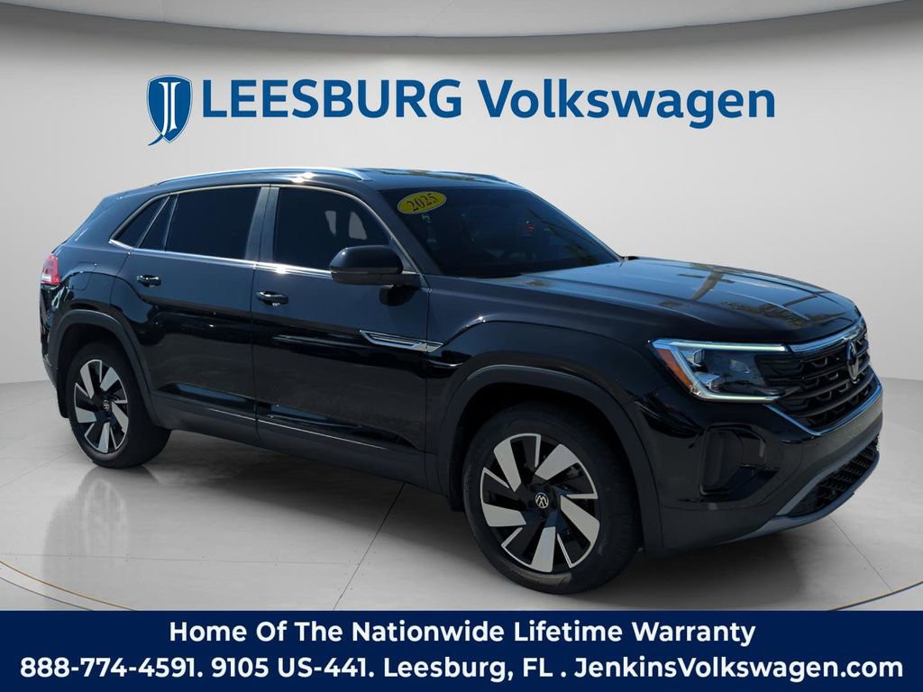 New 2025 Volkswagen Atlas Cross Sport SE image 1