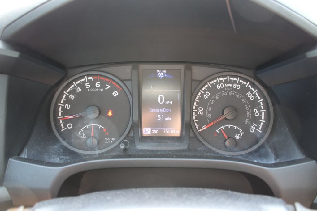 Used 2021 Toyota Tacoma SR w/ SR Convenience Package RWD image 17