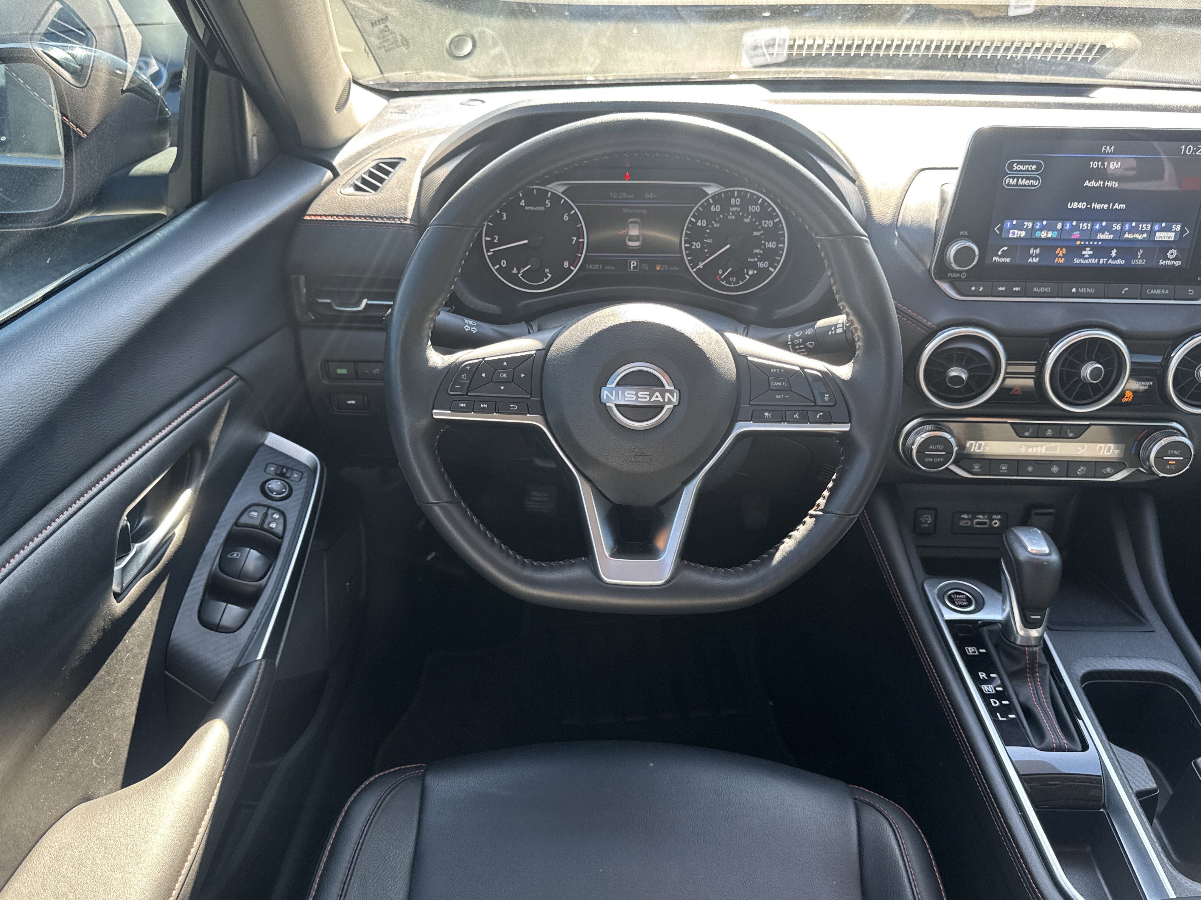 Used 2024 Nissan Sentra SR w/ SR Premium Package image 11