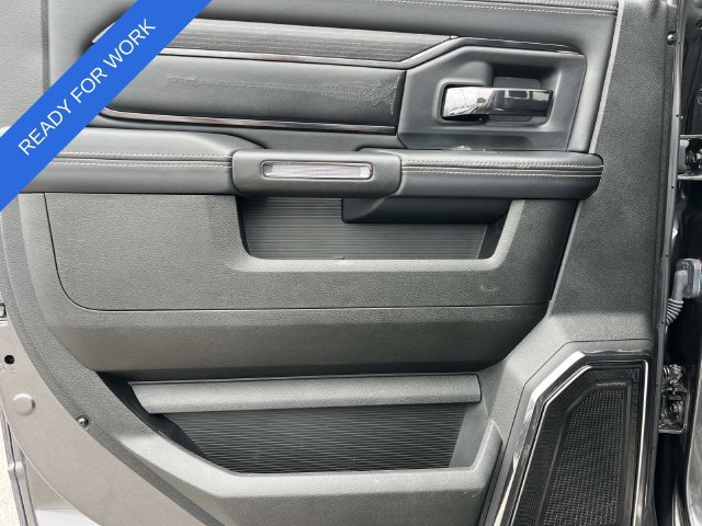 Used 2023 RAM 2500 Limited AWD/4WD image 17