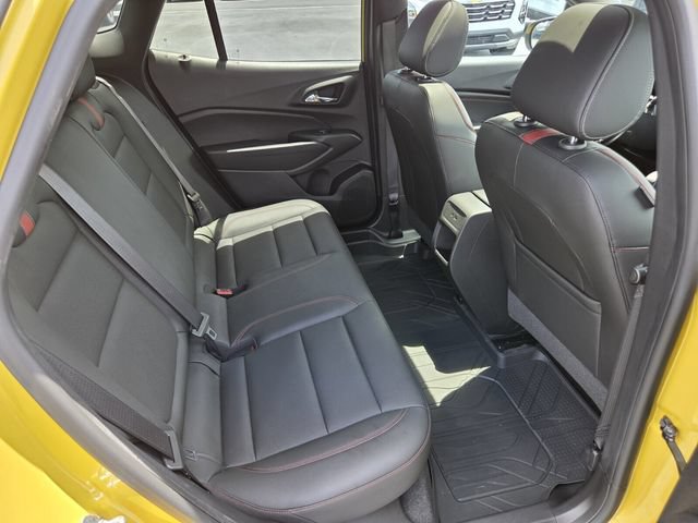Certified 2024 Chevrolet Trax RS w/ Sunroof Package FWD image 16
