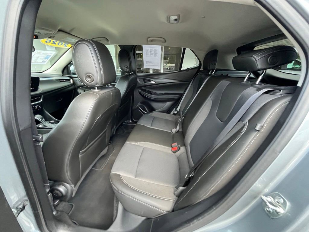 Used 2025 Buick Encore GX Preferred FWD image 14