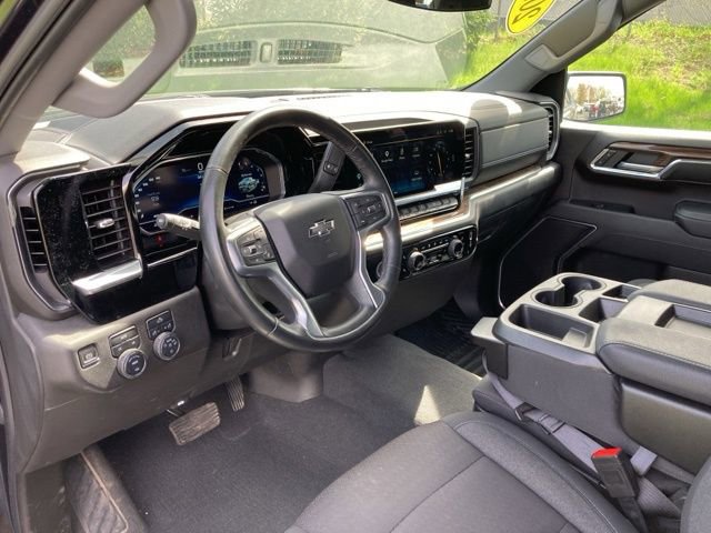 Used 2023 Chevrolet Silverado 1500 RST AWD/4WD image 6