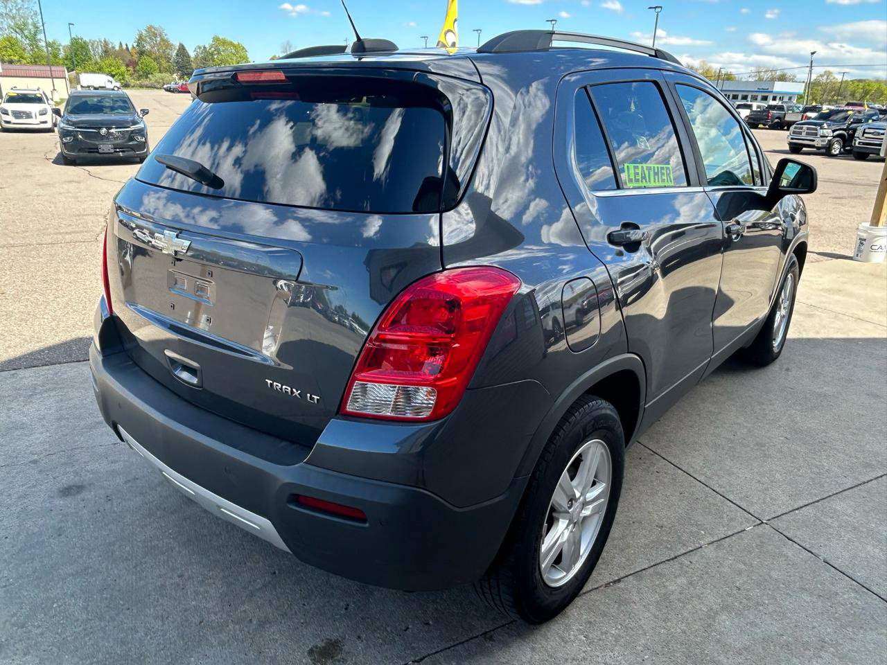 Used 2016 Chevrolet Trax LT w/ LT Convenience Package FWD image 5