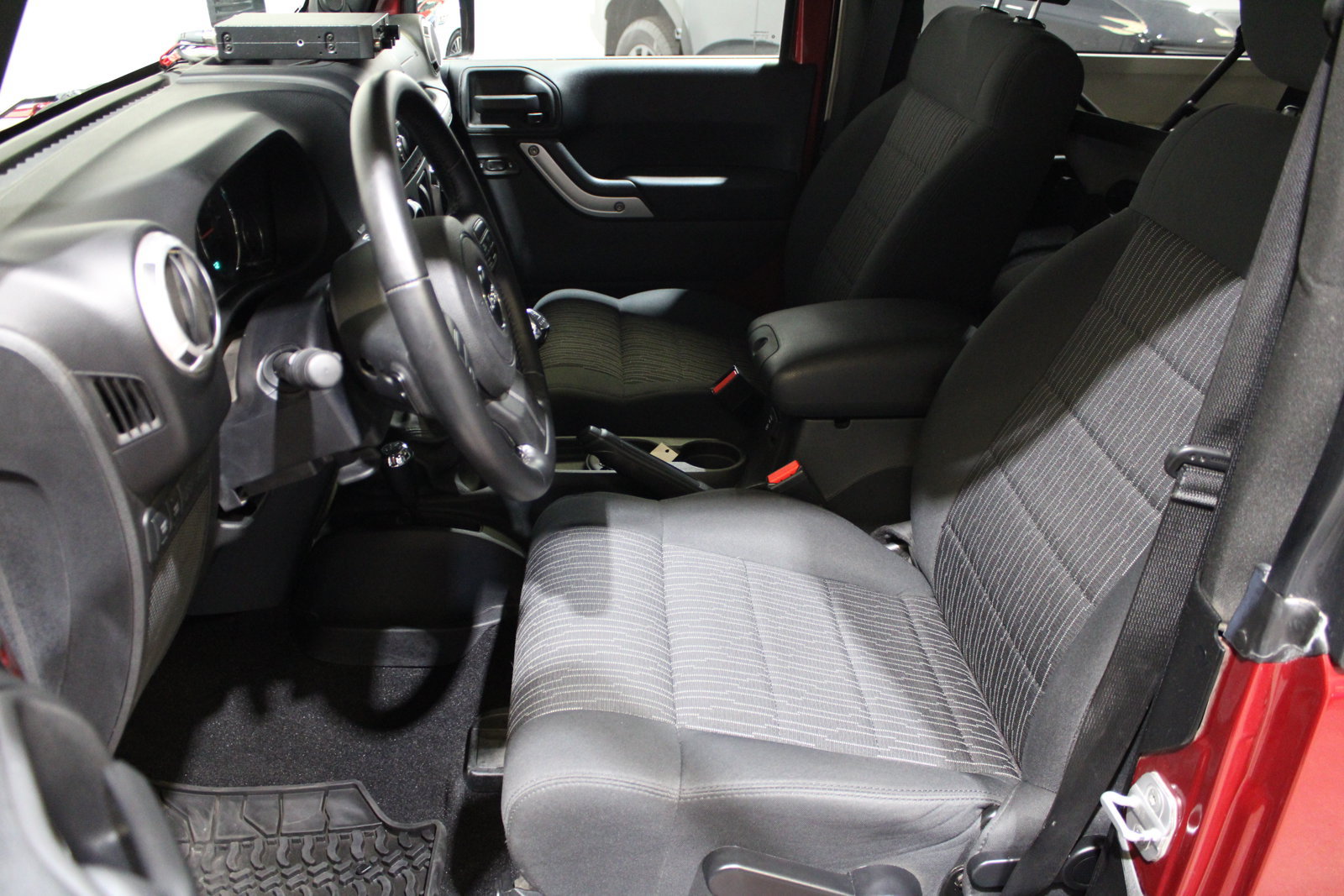 Used 2011 Jeep Wrangler Rubicon w/ Dual Top Group AWD/4WD image 19