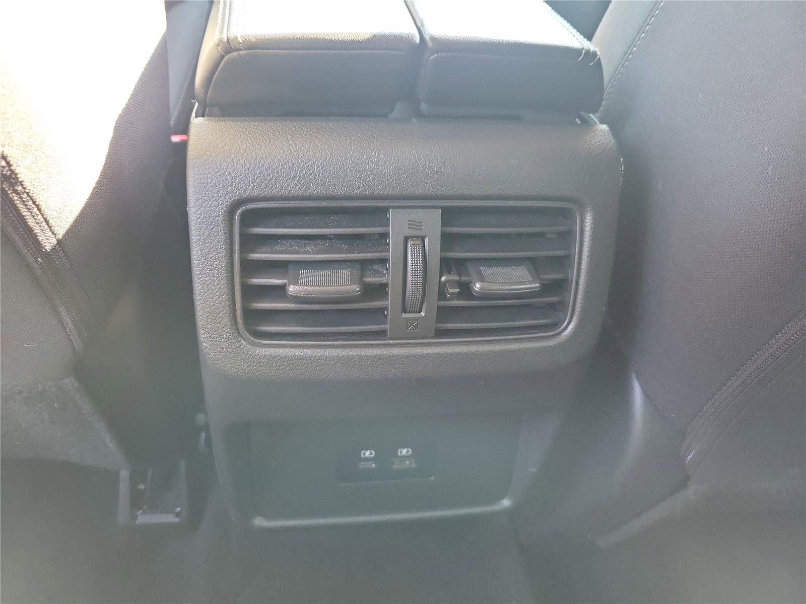 Used 2023 Nissan Rogue SV FWD image 12