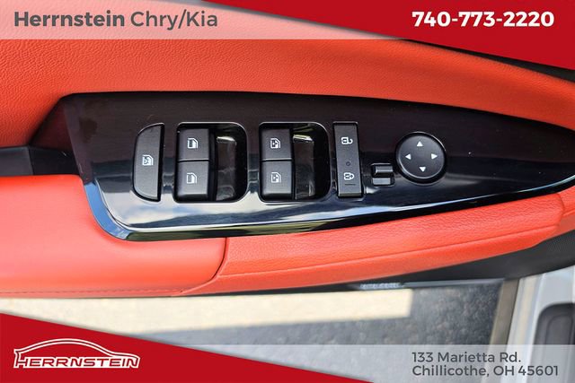 Used 2023 Kia Sportage SX image 15