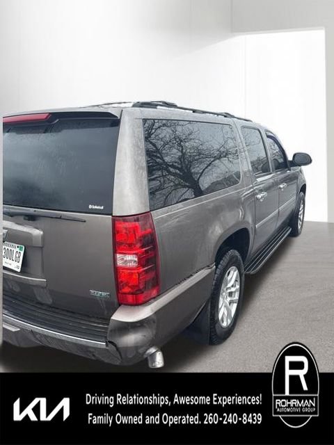 Used 2011 Chevrolet Suburban LTZ image 6