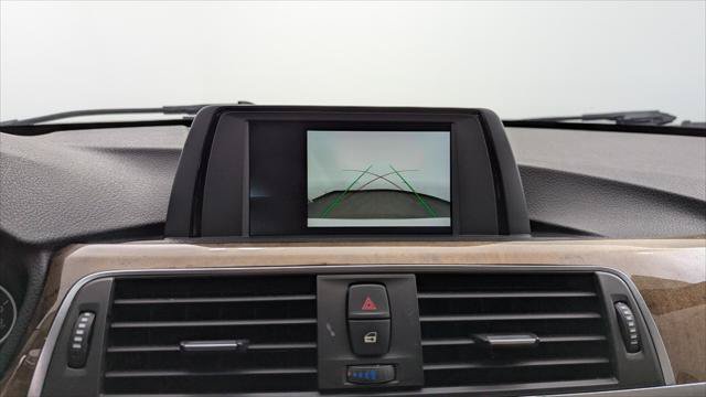 Used 2018 BMW 320i Sedan RWD image 27