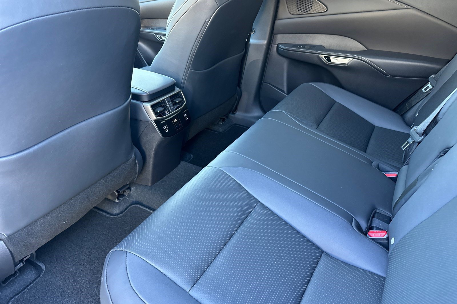 New 2026 Lexus RX 350 AWD image 25