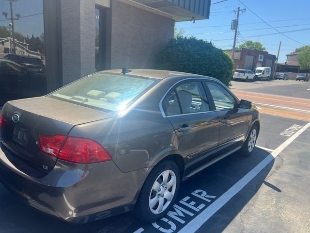Used 2010 Kia Optima LX FWD image 3