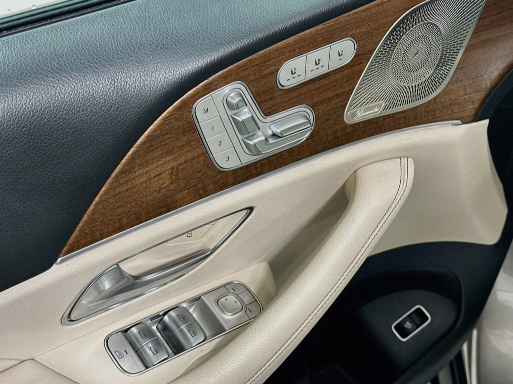 Certified 2022 Mercedes-Benz GLS 450 4MATIC image 19