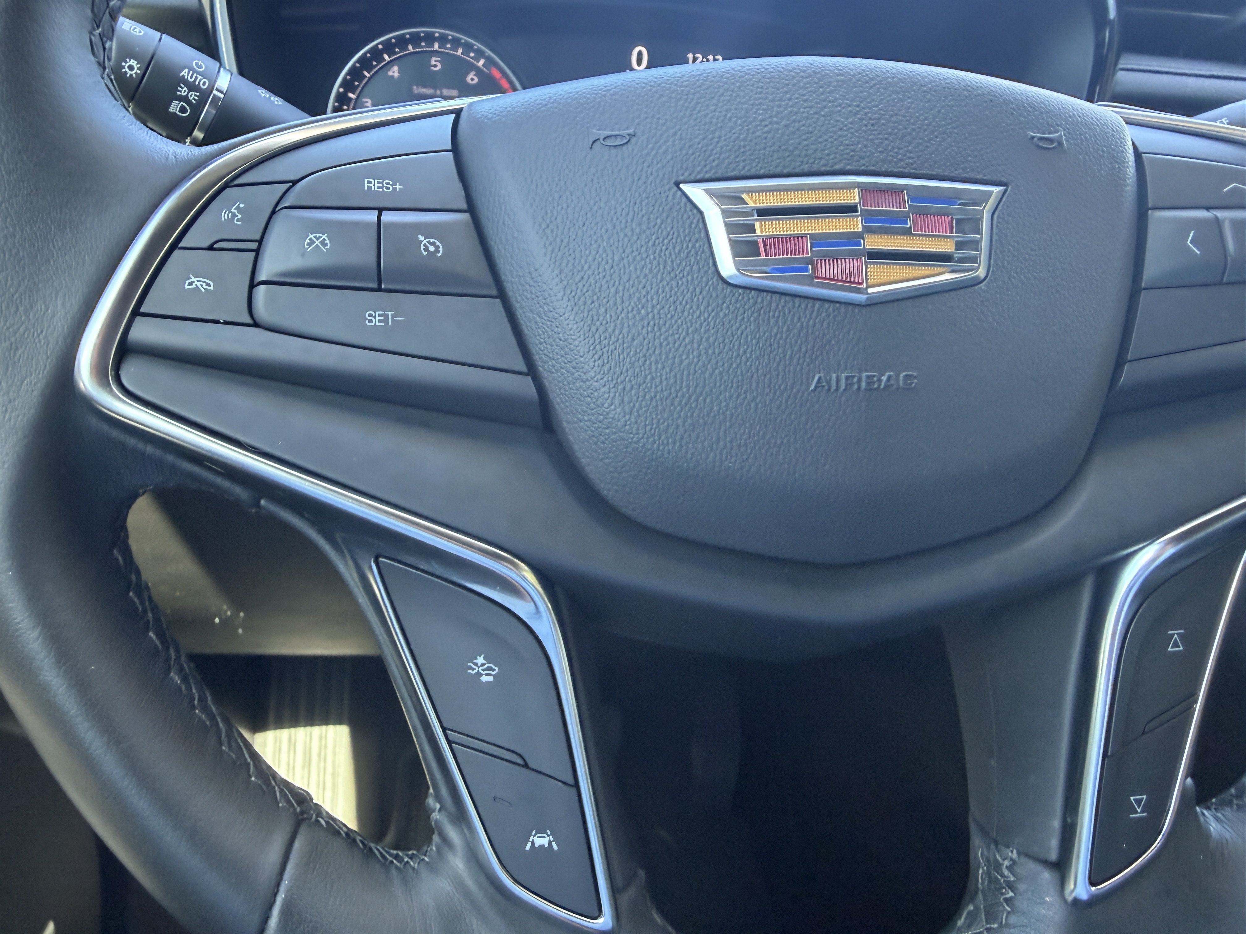Used 2023 Cadillac XT5 Luxury FWD image 26