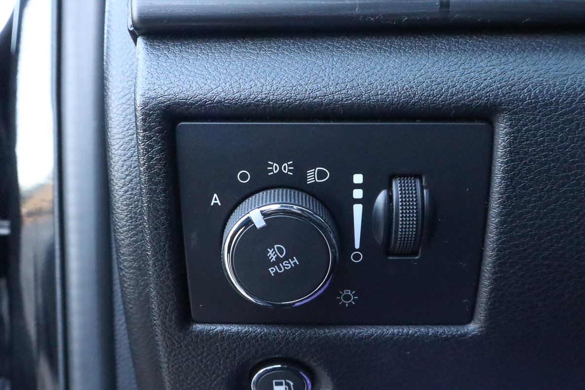 Used 2022 Jeep Grand Cherokee Laredo X AWD/4WD image 17