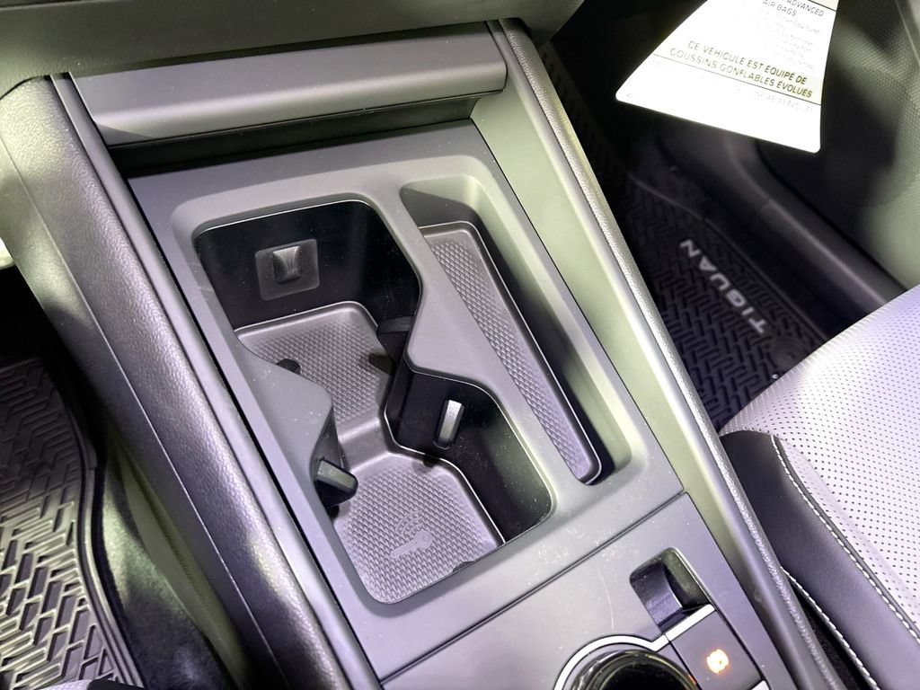 New 2026 Volkswagen Tiguan SE R-Line AWD/4WD image 15