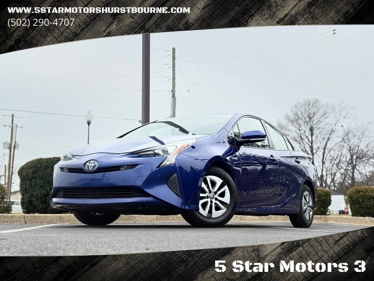 Used 2018 Toyota Prius Three Touring FWD image 1
