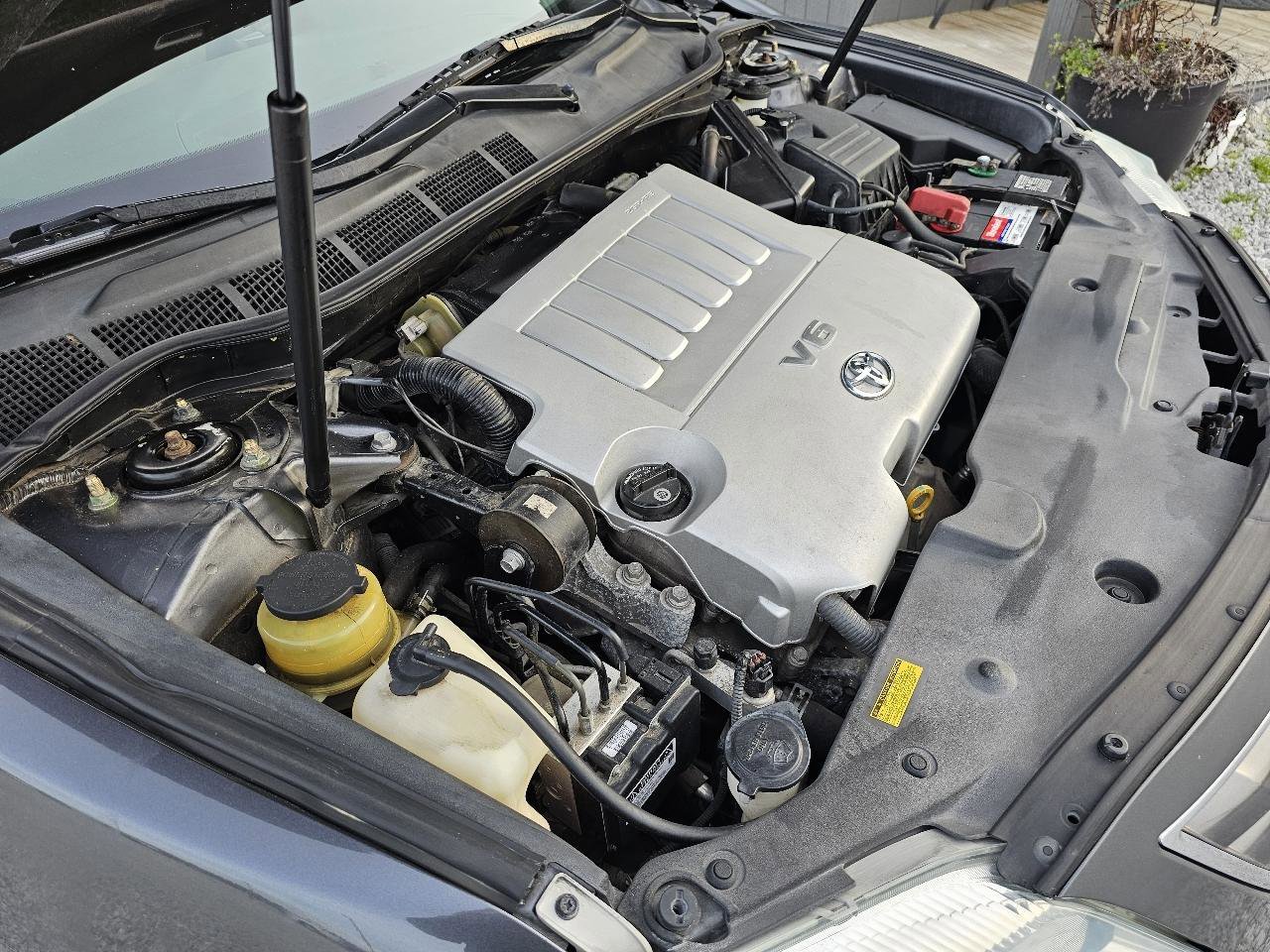 Used 2010 Toyota Camry LE image 61