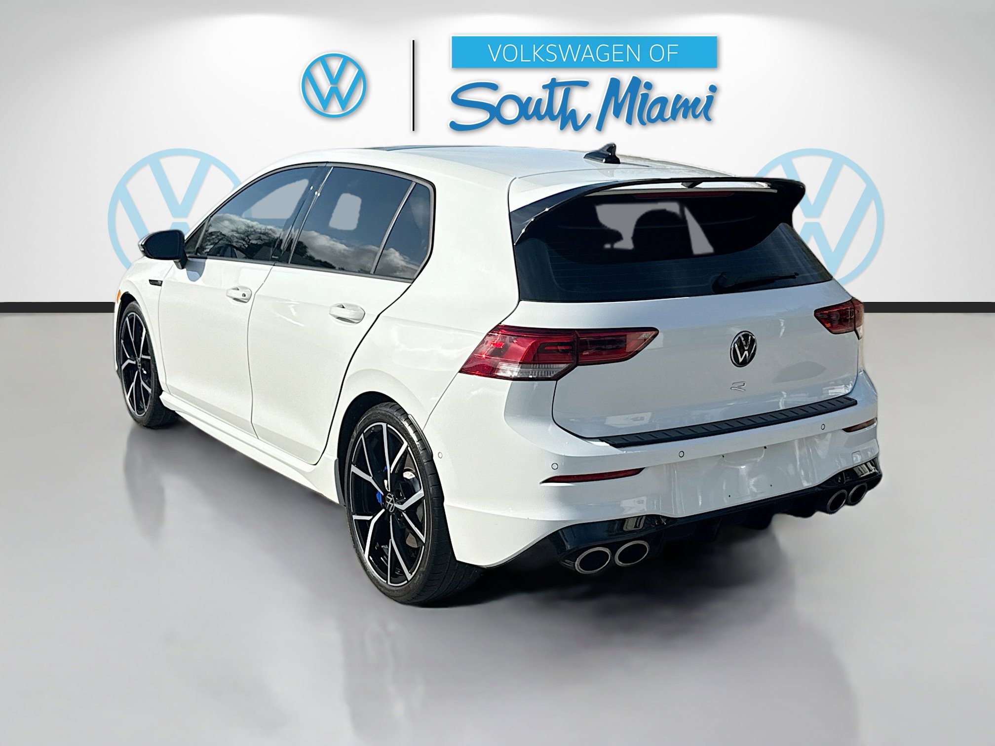 Certified 2023 Volkswagen Golf R AWD/4WD image 5