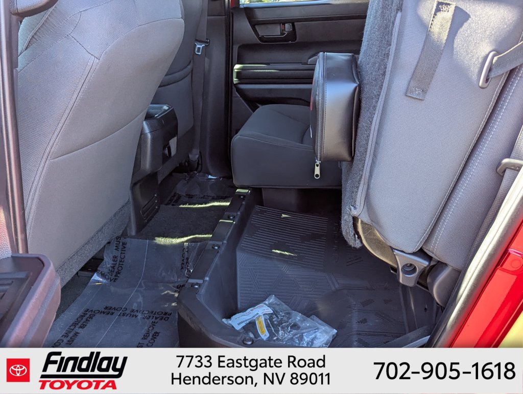 Used 2024 Toyota Tacoma SR5 AWD/4WD image 7