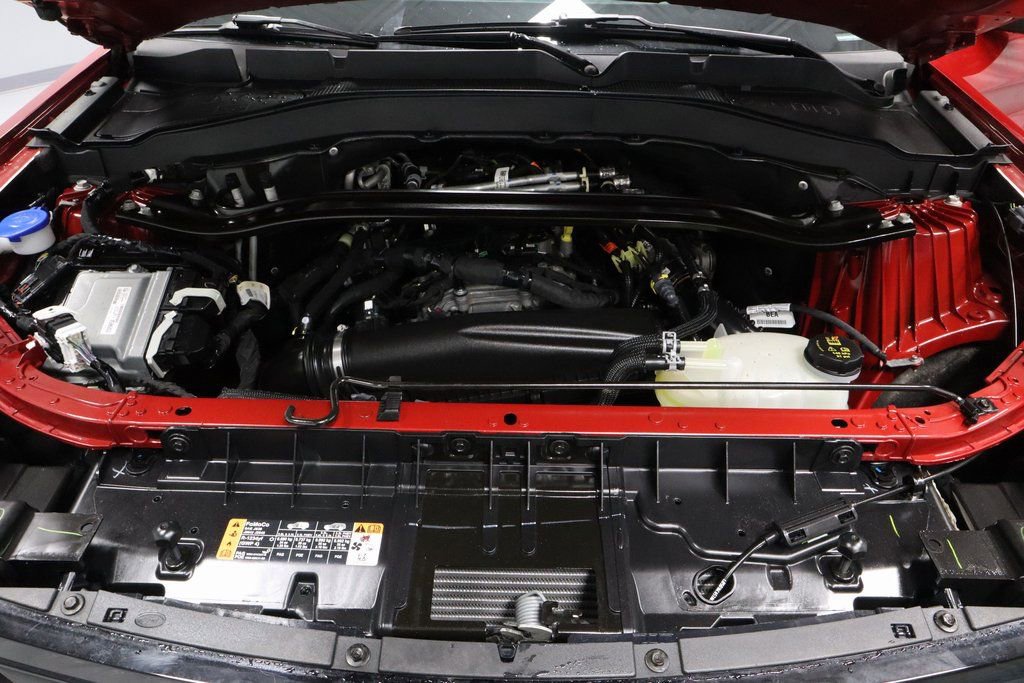 Certified 2025 Ford Explorer ST-Line w/ Premium Package image 14