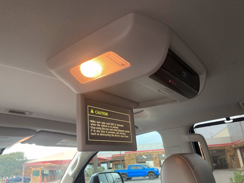 Used 2019 Toyota Sequoia Platinum RWD image 12