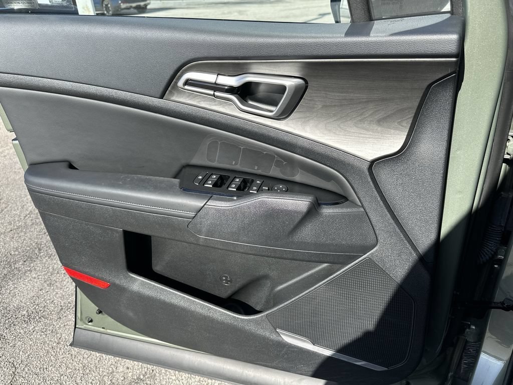 Certified 2025 Kia Sportage X-Line AWD/4WD image 24