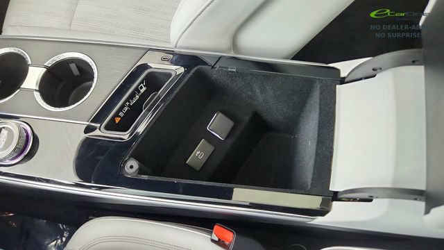 Used 2024 Cadillac Lyriq Luxury RWD image 55