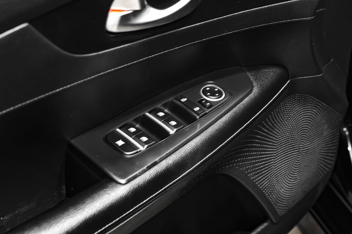 Used 2021 Kia Forte GT-Line image 41