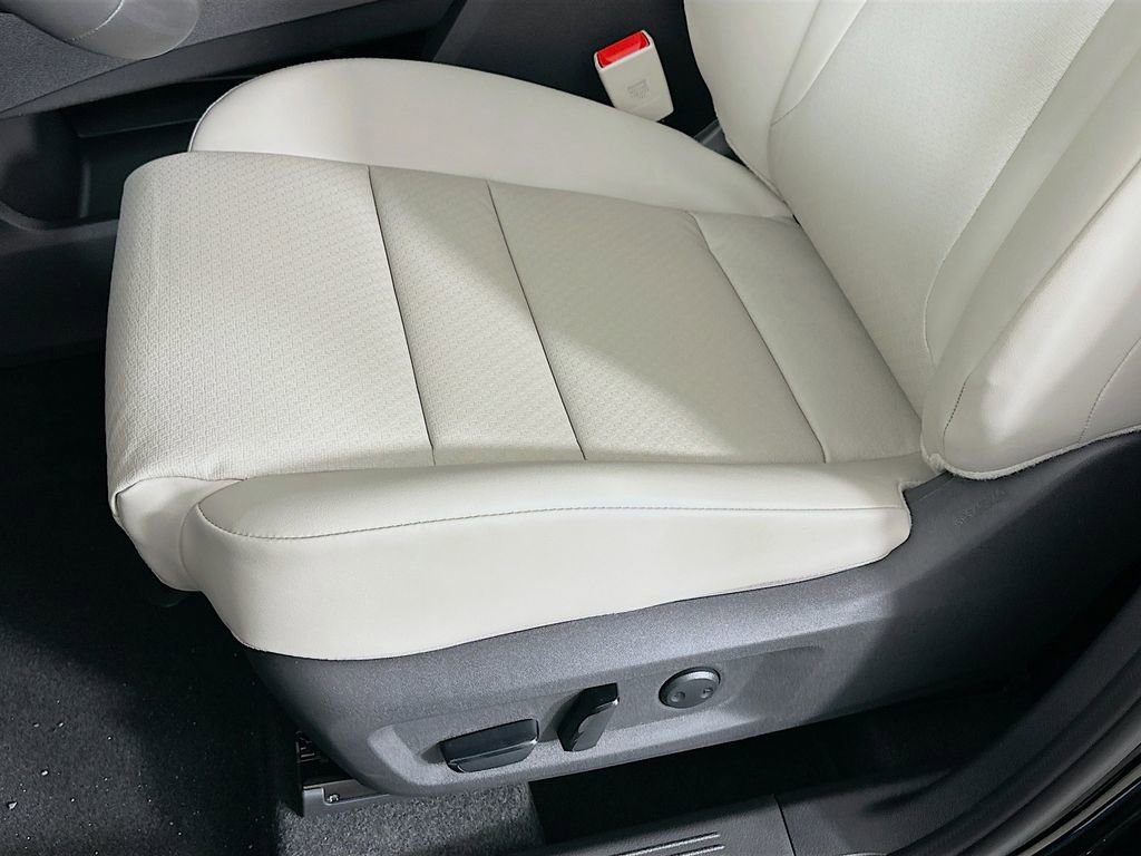 New 2026 Nissan Rogue SV image 26