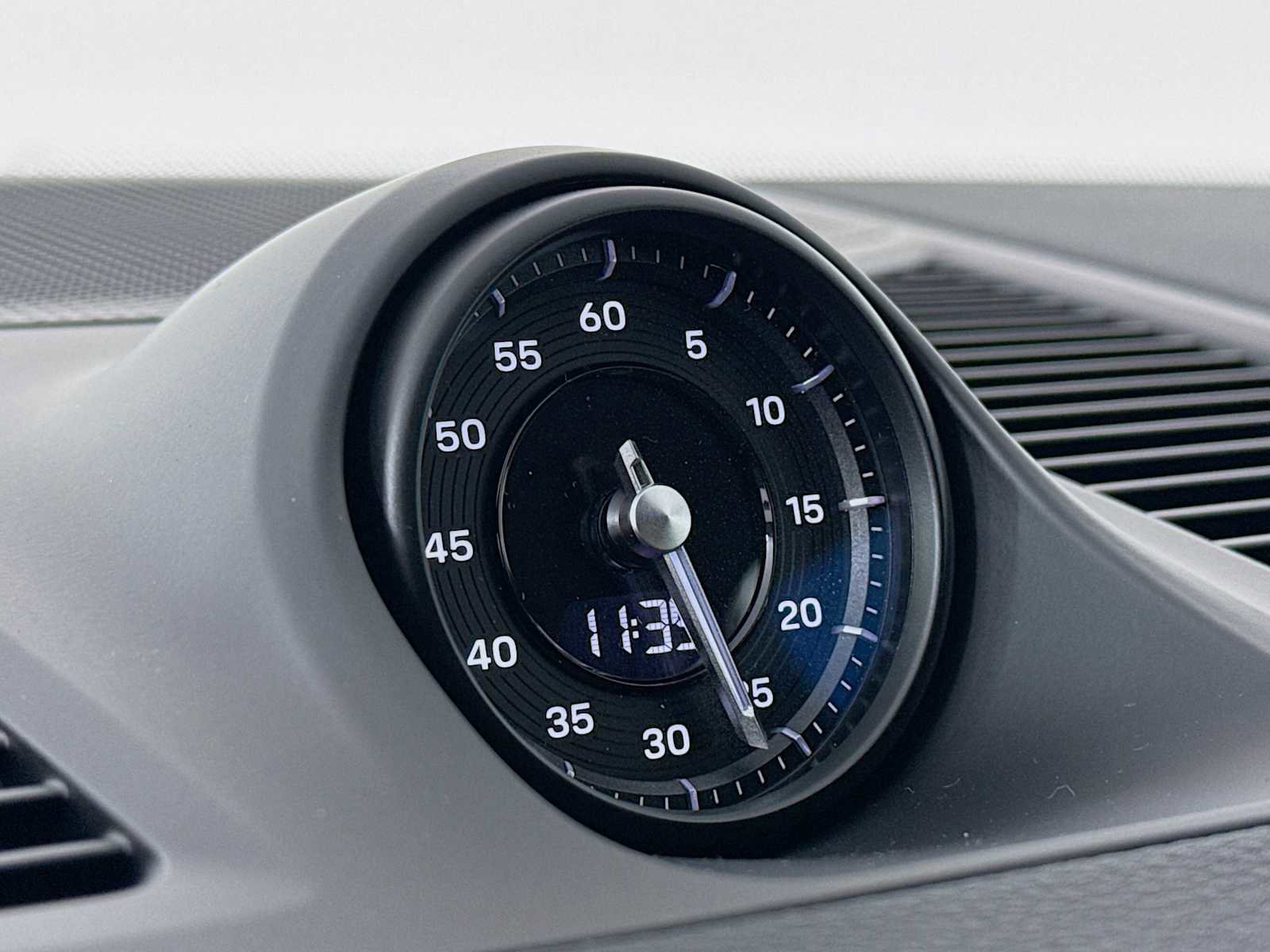 New 2026 Porsche Cayenne E-Hybrid image 17