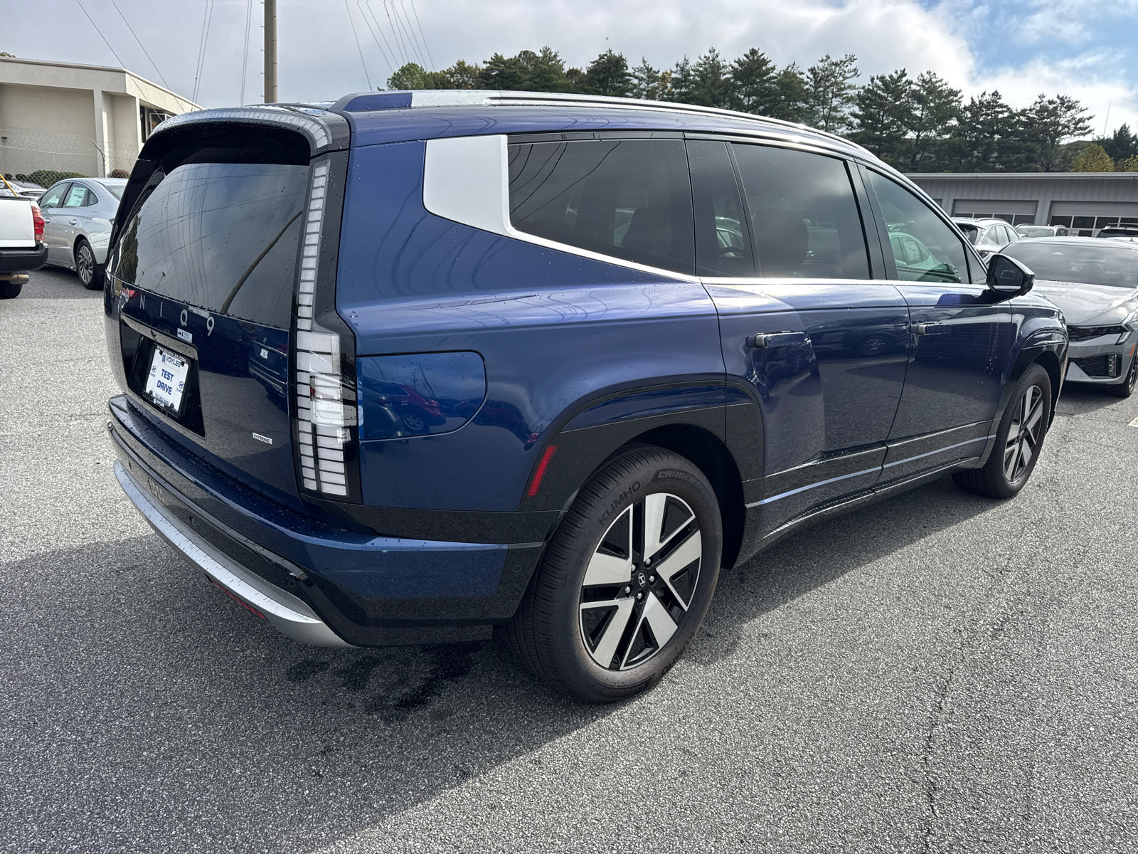 New 2026 Hyundai Ioniq 9 SEL image 7