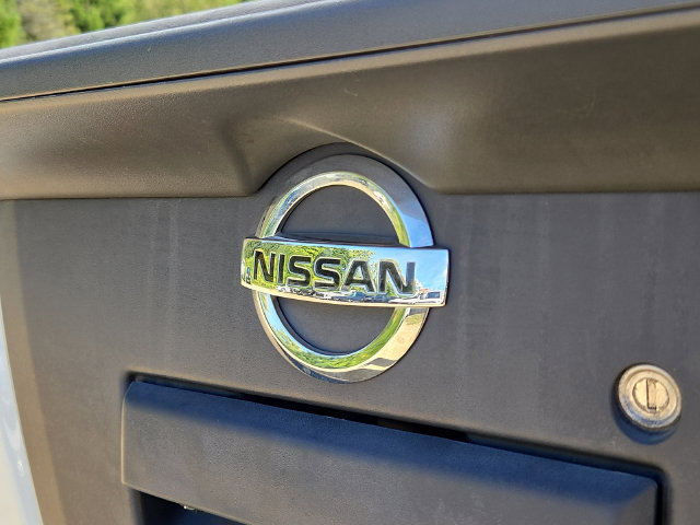 Used 2018 Nissan Frontier SV w/ Value Truck Package AWD/4WD image 31