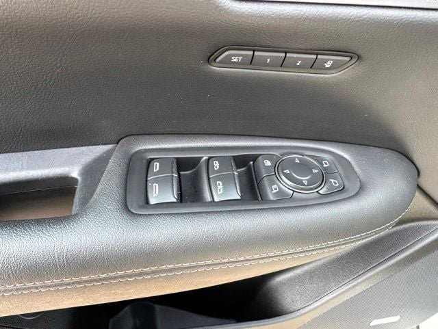Used 2024 Cadillac XT5 Premium Luxury FWD image 10